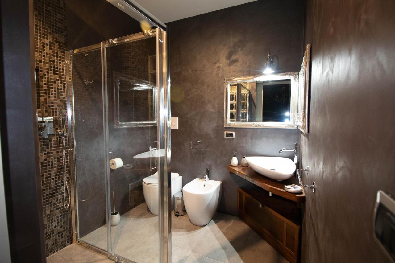 La Casa Di Adele Cagliari B&B Экстерьер фото