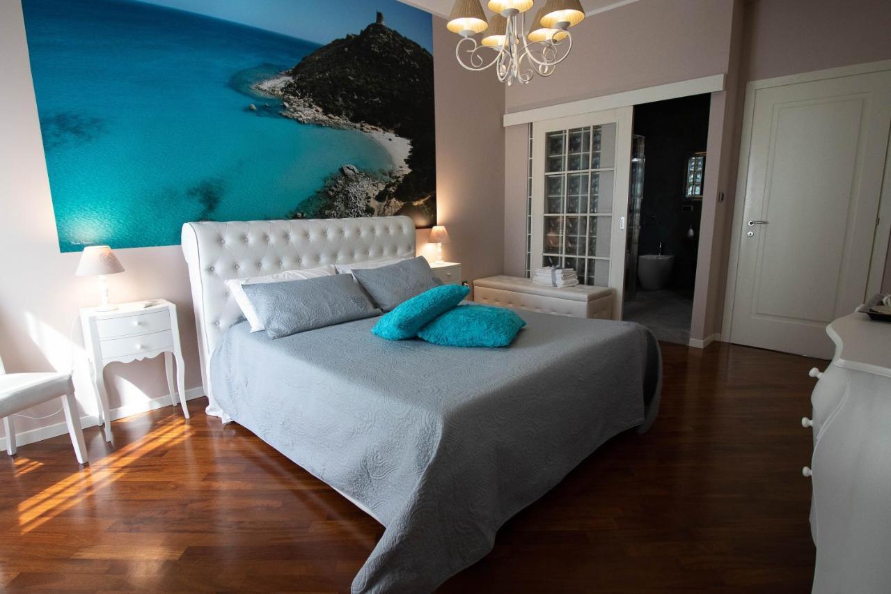 La Casa Di Adele Cagliari B&B Экстерьер фото