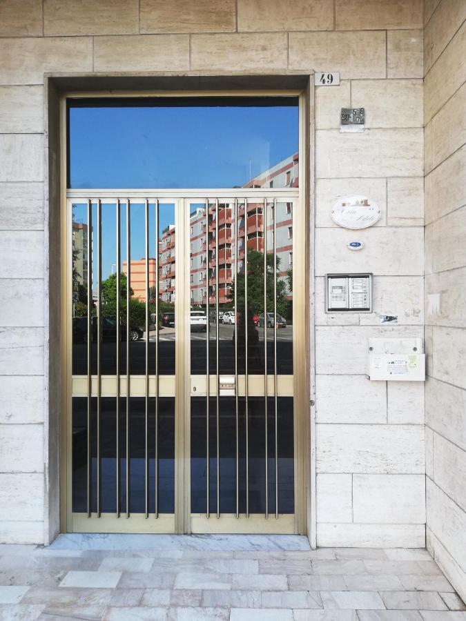 La Casa Di Adele Cagliari B&B Экстерьер фото